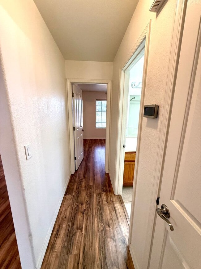 Building Photo - Available Now- Great 3 Bedroom Home in the Ranch at Long Mountain subdivision with Solar!