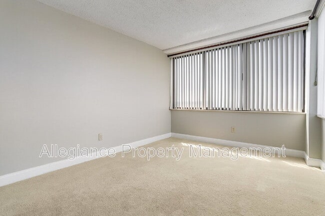 Building Photo - 6301 Stevenson Ave