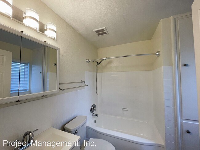 Building Photo - 1 br, 1 bath Apartment - 2951 Calderwood L...