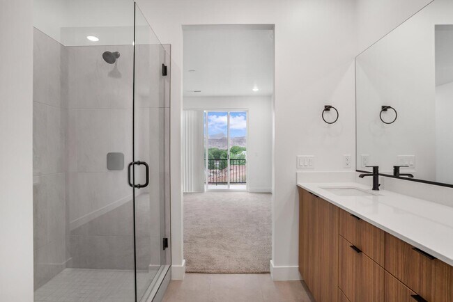 Building Photo - 319 S 1930 W