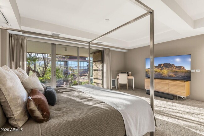 Building Photo - 7167 E Rancho Vista Dr