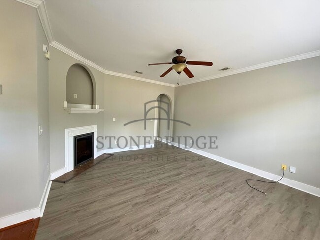 Building Photo - 2 bed, 2.5 bath townhome in Calera