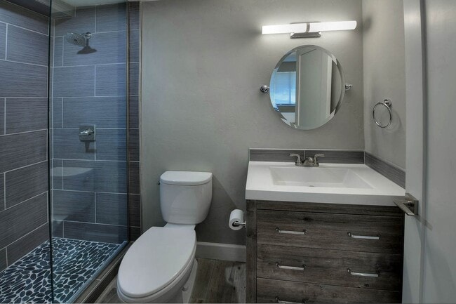 Building Photo - New Built, Near UofA 2 Bed 2 Bath  PRELEASE August 2026!