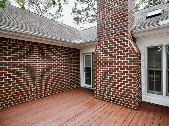 Building Photo - 163 Hunter Trail