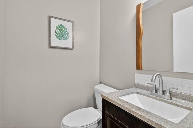 Building Photo - 34 Jeffrey Cir