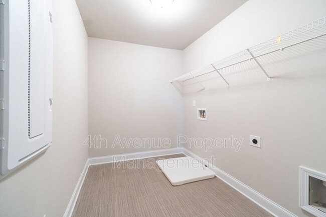 Building Photo - 417 Hudson Cove Trl