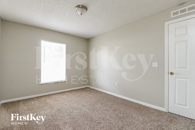 Building Photo - 3457 Sleepy Hill Oaks St