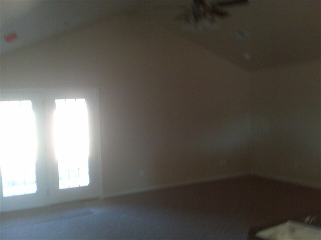 Building Photo - 205 Glover Cir