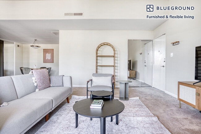 Building Photo - 1850 Sand Hill Rd