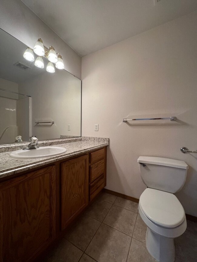 Building Photo - 1267 Pinhook Dr