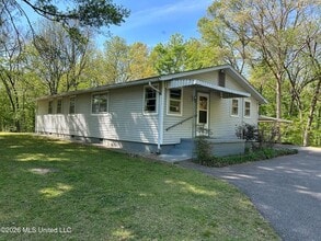 Building Photo - 3464 S Red Banks Rd