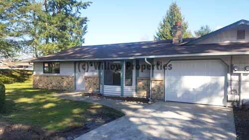 Primary Photo - Spacious Two Bedroom Duplex