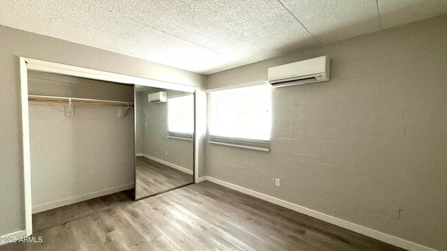 Building Photo - 44 E Roanoke Ave