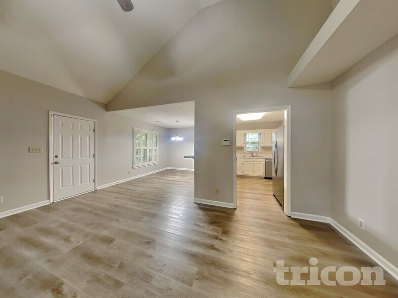 Building Photo - 28 Quail Run