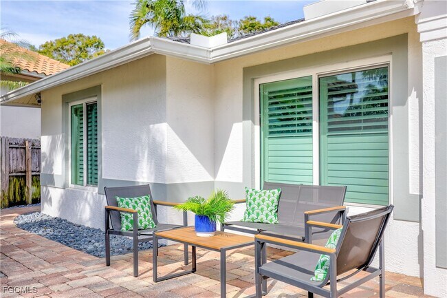 Building Photo - 2003 Timberline Dr