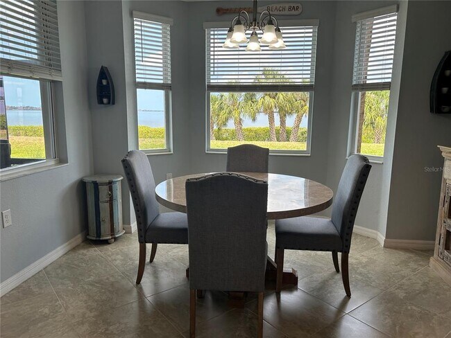 Building Photo - 910 Tidewater Shores Loop