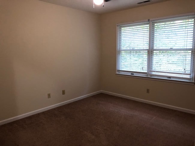 Building Photo - 21113 Arbor Ct