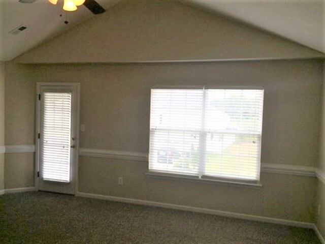 Building Photo - 2590 Leighswood Dr