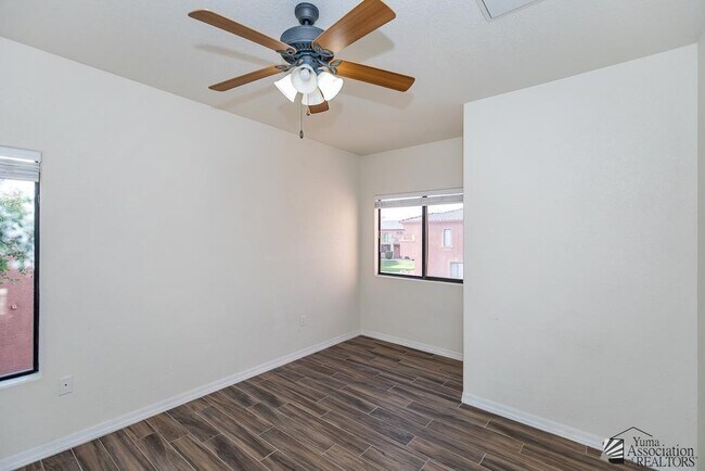 Building Photo - 3567 W 22nd Pl