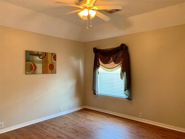 Building Photo - 11218 Timbertree Ln