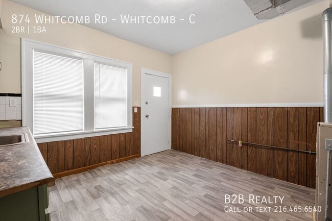 Building Photo - 874 Whitcomb Rd