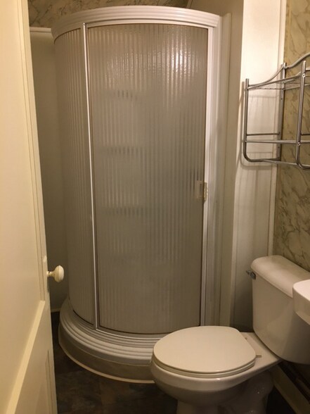 Building Photo - 1018 Lockwood St