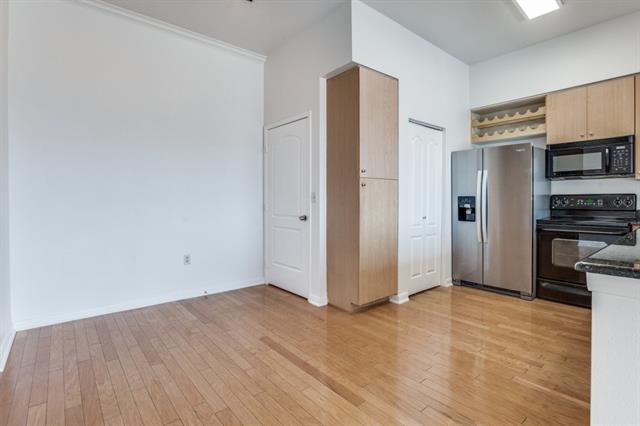 Building Photo - 3225 Turtle Creek Blvd Blvd