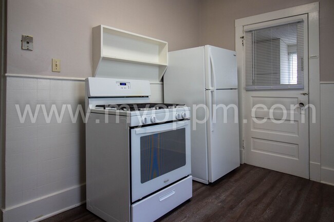 Building Photo - PRINZ 1020 N 32 St