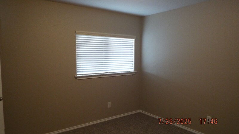 Building Photo - 6011 Bronco Way