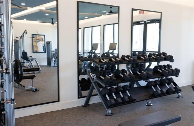 Building Photo - 300 Hwy 81