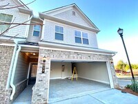 Building Photo - 538 Walton Dr