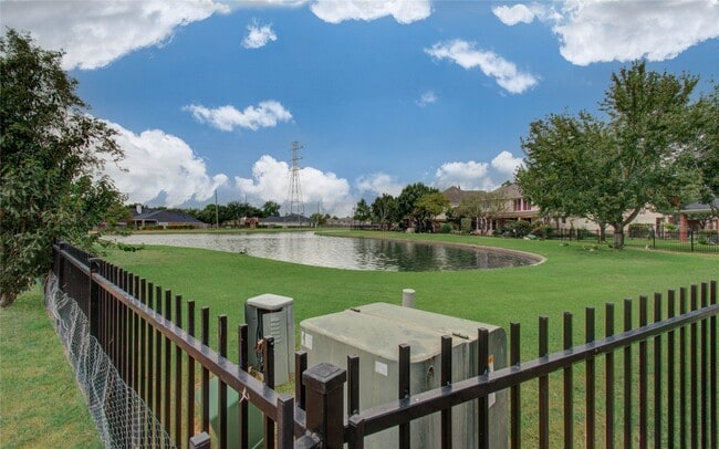 Building Photo - 12006 Waterdance Ln