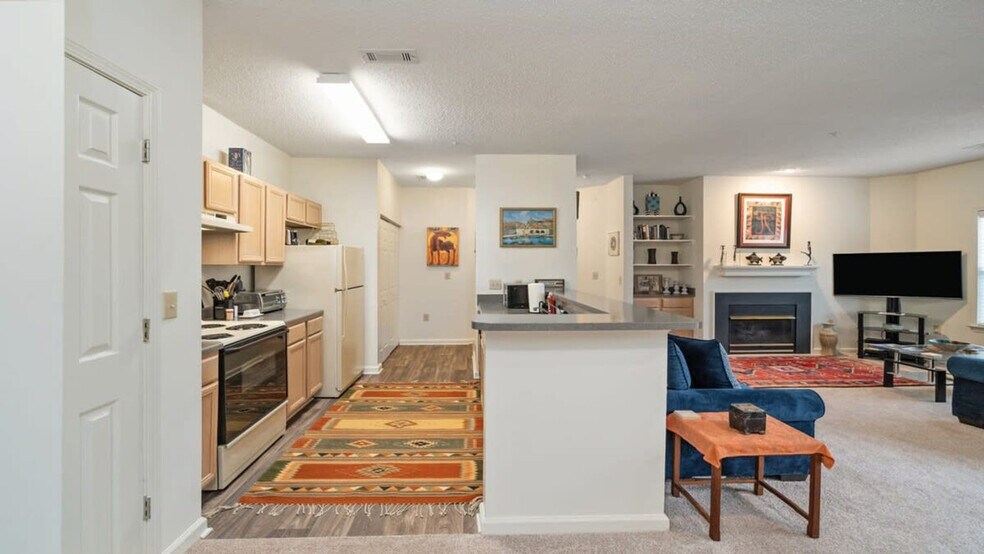 Building Photo - 3218 Eastover Ridge Dr