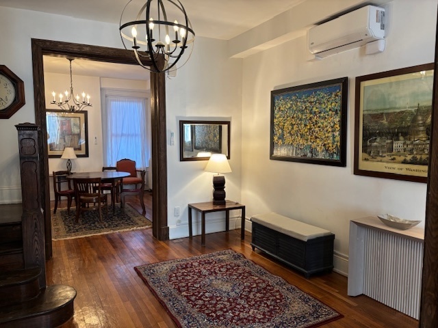 Common area / entrance hall - 2909 13th St NW