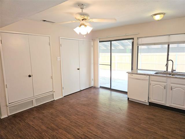 Building Photo - 4708 Woodfield Dr