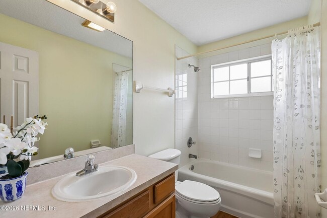 Building Photo - 2426 Old Pine Trail