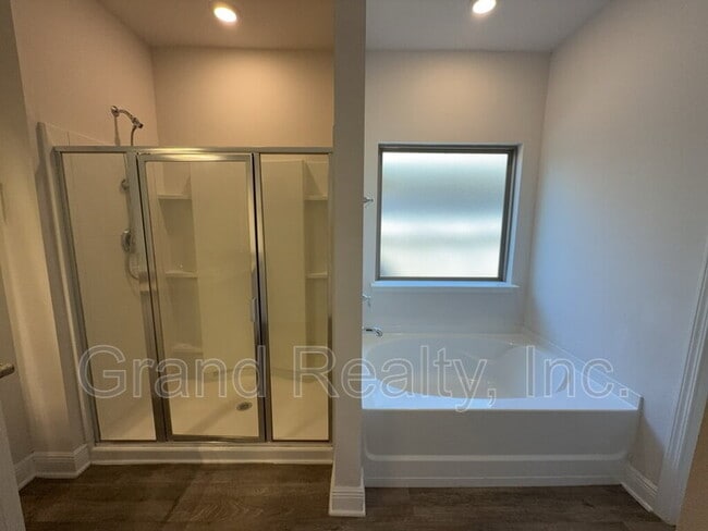 Building Photo - 3814 Hawks Landing Cir