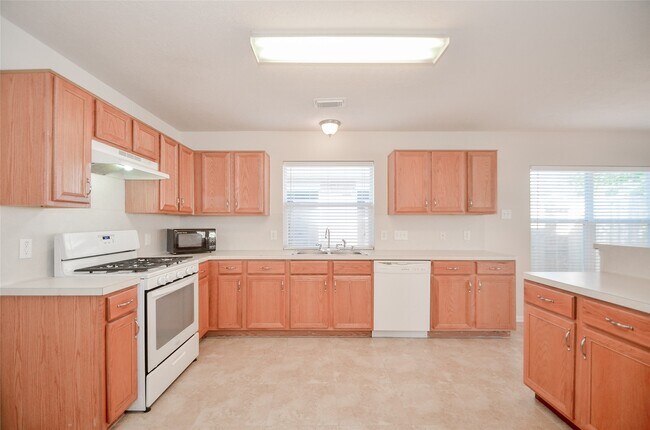 Building Photo - 3314 Rainport Cir
