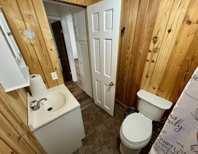 Building Photo - 352 Bonita St