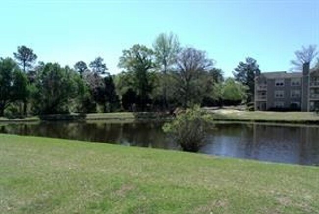 Building Photo - 661 Bartons Landing Pl