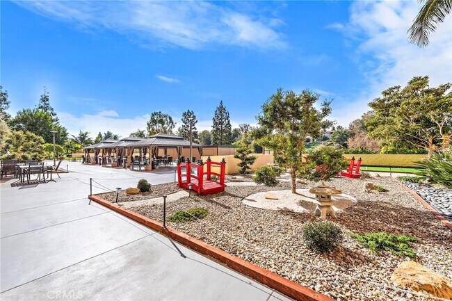 Building Photo - 24055 Paseo Del Lago