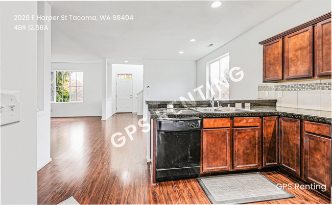 Building Photo - 2028 E Harper St