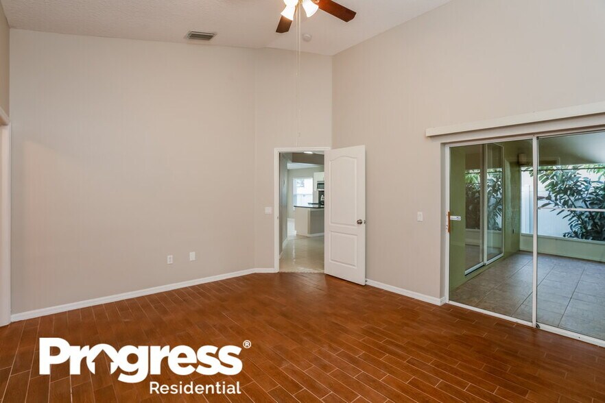 Building Photo - 3849 Bellewater Blvd