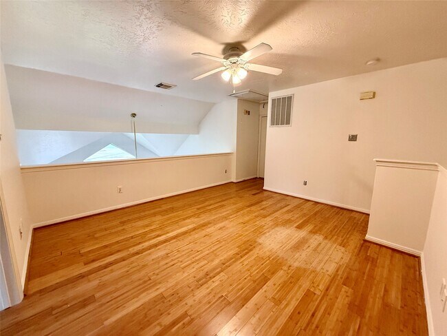 Building Photo - 2507 Jasmine Ridge Ct