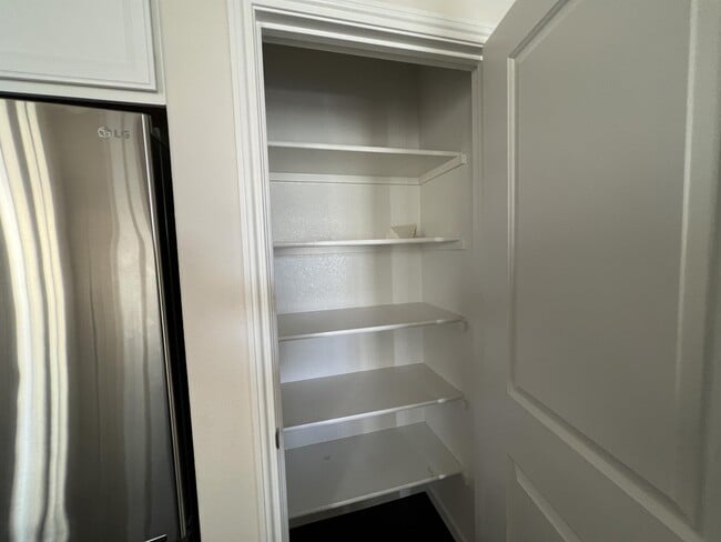 Building Photo - 18673 McClellan Cir