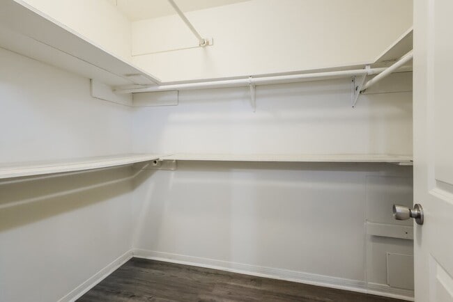 Building Photo - 1010 Hickory Post Ct