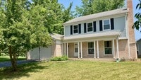 Building Photo - 61 Foxcroft Rd