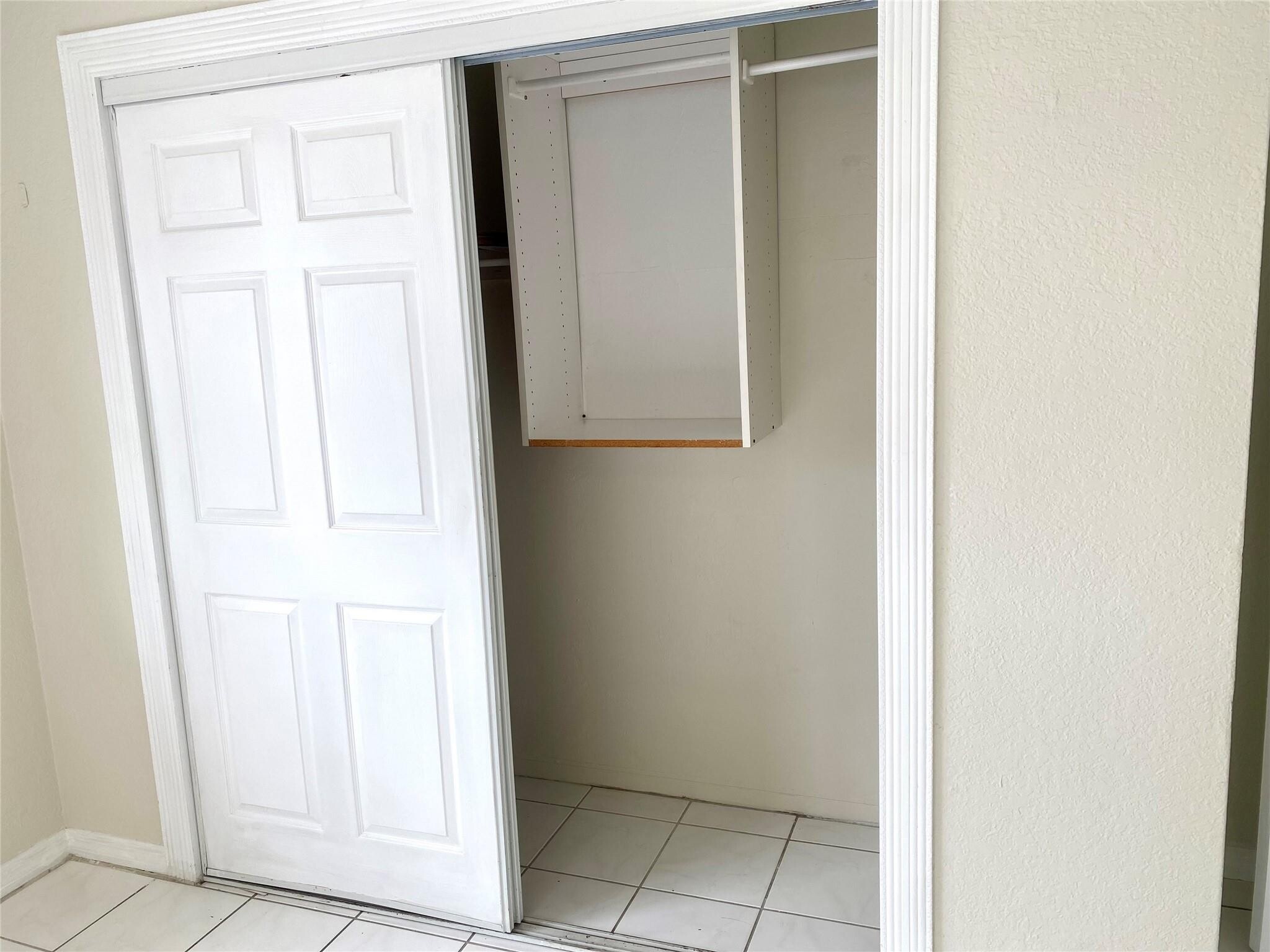 Building Photo - 3770 NE 16th Ave