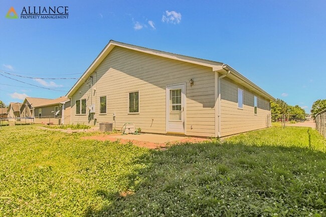 Building Photo - East side of Manhattan!