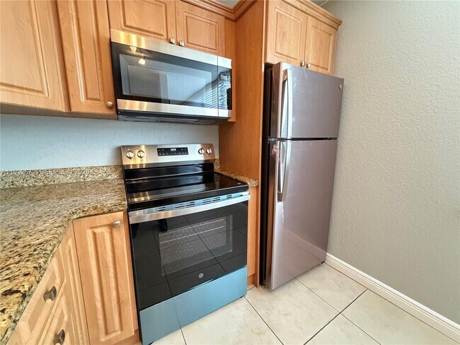 Building Photo - 9491 Evergreen Pl